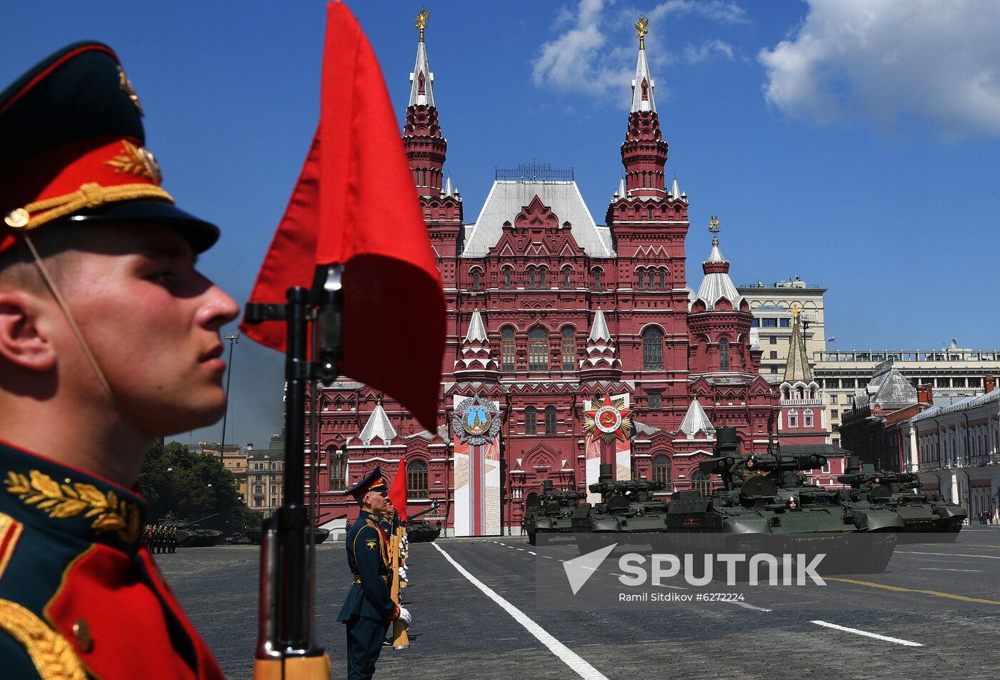 Military parade to commemorate 75th anniversary of Victory in World War II