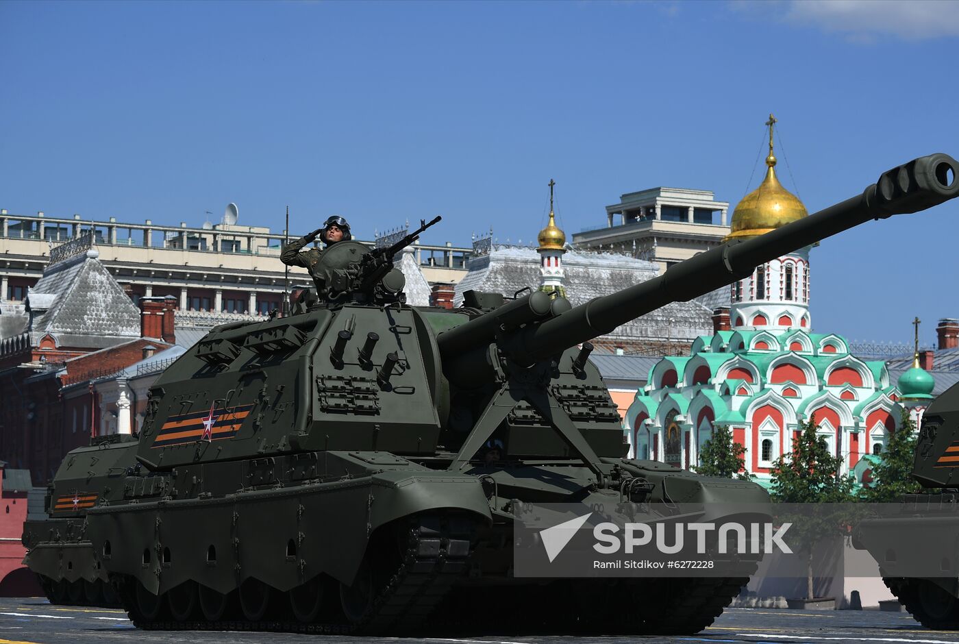 Military parade to commemorate 75th anniversary of Victory in World War II