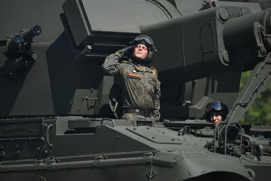Military parade to commemorate 75th anniversary of Victory in World War II