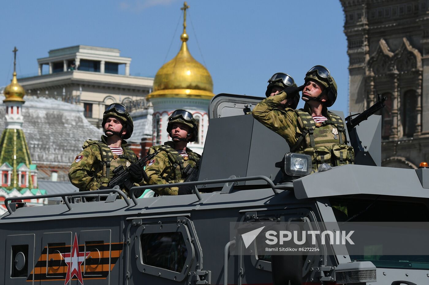Military parade to commemorate 75th anniversary of Victory in World War II