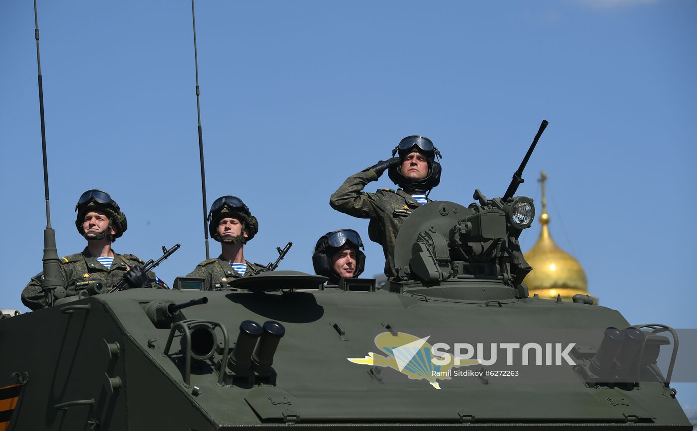 Military parade to commemorate 75th anniversary of Victory in World War II