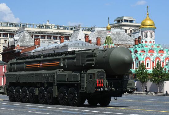 Military parade to commemorate 75th anniversary of Victory in World War II