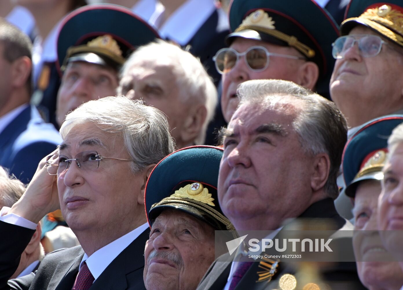 Russian President Vladimir Putin takes part in military parade to mark 75th anniversary of Victory in World War II