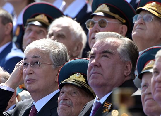 Russian President Vladimir Putin takes part in military parade to mark 75th anniversary of Victory in World War II