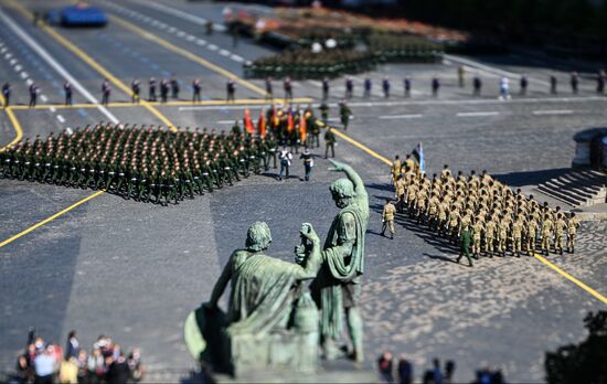 Military parade to commemorate 75th anniversary of Victory in World War II