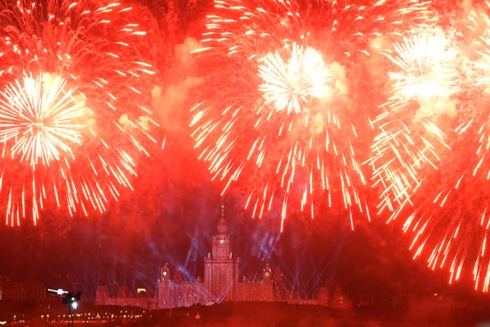 Fireworks in Moscow marking 75th anniversary of Victory in World War II