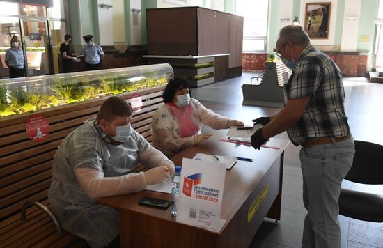 Russia Constitutional Reform Voting