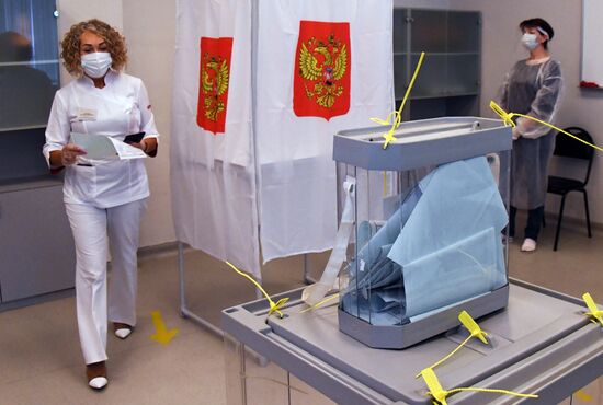 Russia Constitutional Reform Voting
