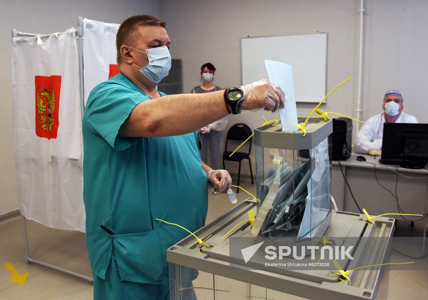 Russia Constitutional Reform Voting
