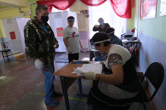 Russia Constitutional Reform Voting
