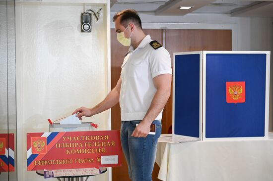 Russia Constitutional Reform Voting