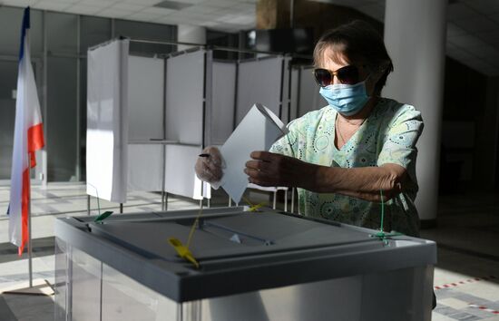 Russia Constitutional Reform Voting