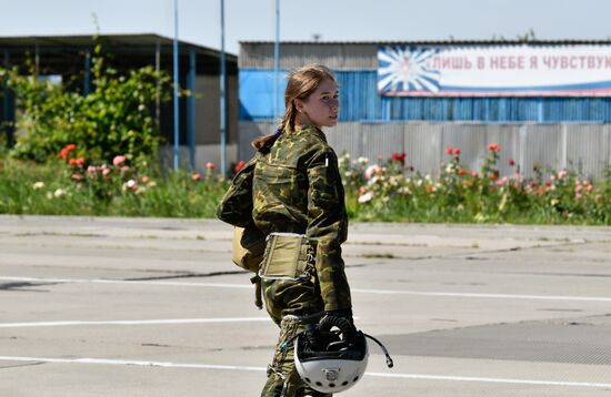 Russia Female Pilots Training