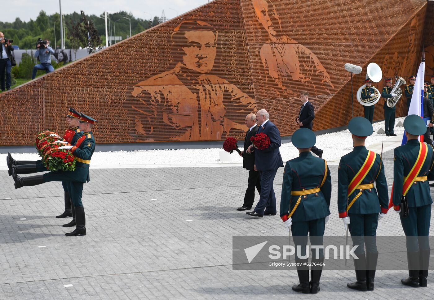 President of Russia Vladimir Putin and President of Belarus Alexander Lukashenko unveil Rzhev Memorial to Soviet Soldiers