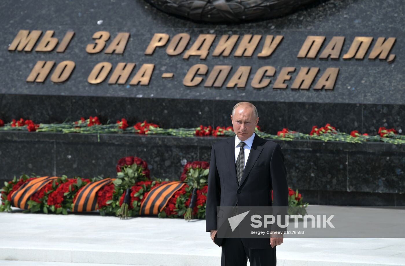 President of Russia Vladimir Putin and President of Belarus Alexander Lukashenko unveil Rzhev Memorial to Soviet Soldiers
