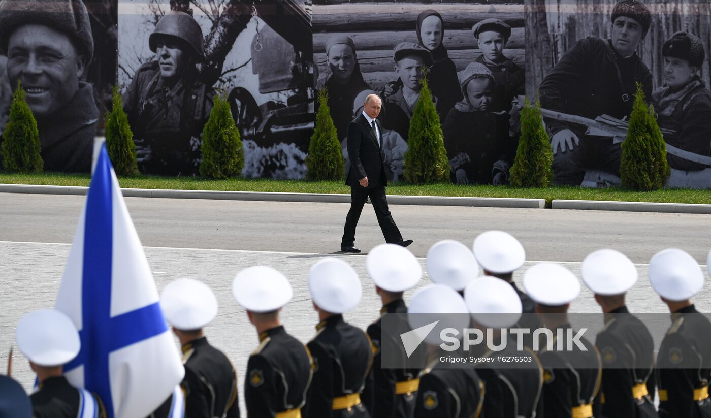 President of Russia Vladimir Putin and President of Belarus Alexander Lukashenko unveil Rzhev Memorial to Soviet Soldiers