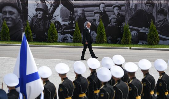 President of Russia Vladimir Putin and President of Belarus Alexander Lukashenko unveil Rzhev Memorial to Soviet Soldiers