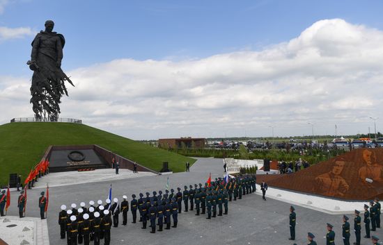 President of Russia Vladimir Putin and President of Belarus Alexander Lukashenko unveil Rzhev Memorial to Soviet Soldiers