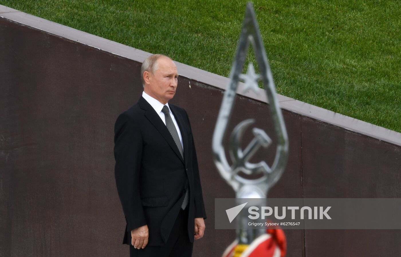 President of Russia Vladimir Putin and President of Belarus Alexander Lukashenko unveil Rzhev Memorial to Soviet Soldiers