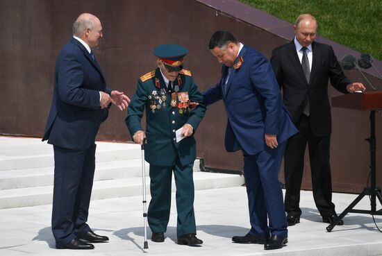 President of Russia Vladimir Putin and President of Belarus Alexander Lukashenko unveil Rzhev Memorial to Soviet Soldiers