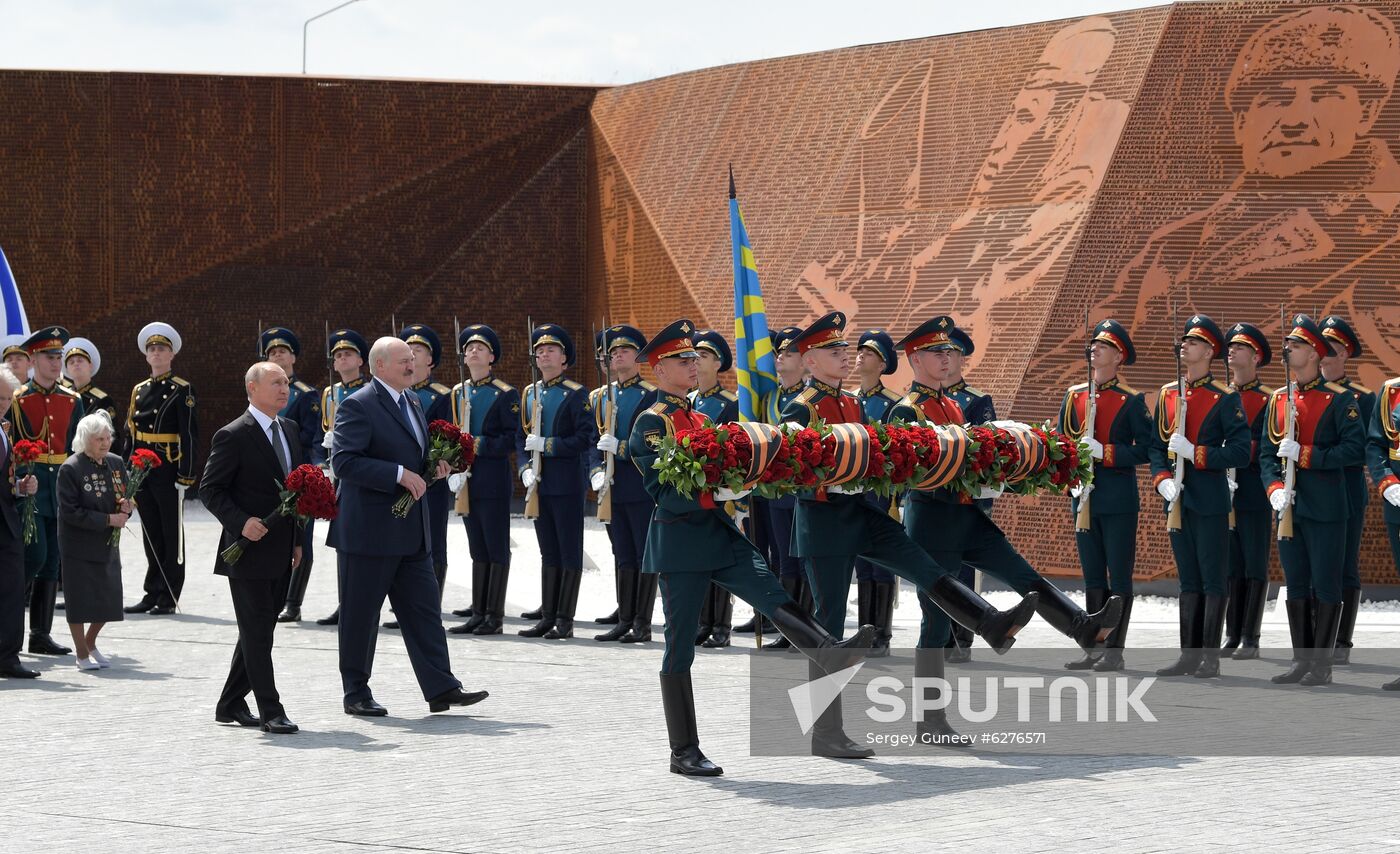 President of Russia Vladimir Putin and President of Belarus Alexander Lukashenko unveil Rzhev Memorial to Soviet Soldiers