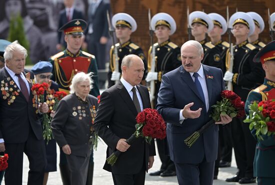President of Russia Vladimir Putin and President of Belarus Alexander Lukashenko unveil Rzhev Memorial to Soviet Soldiers