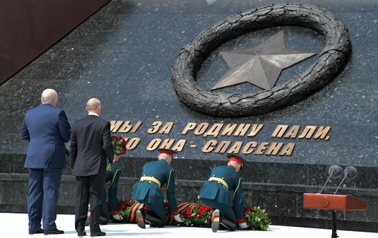 President of Russia Vladimir Putin and President of Belarus Alexander Lukashenko unveil Rzhev Memorial to Soviet Soldiers