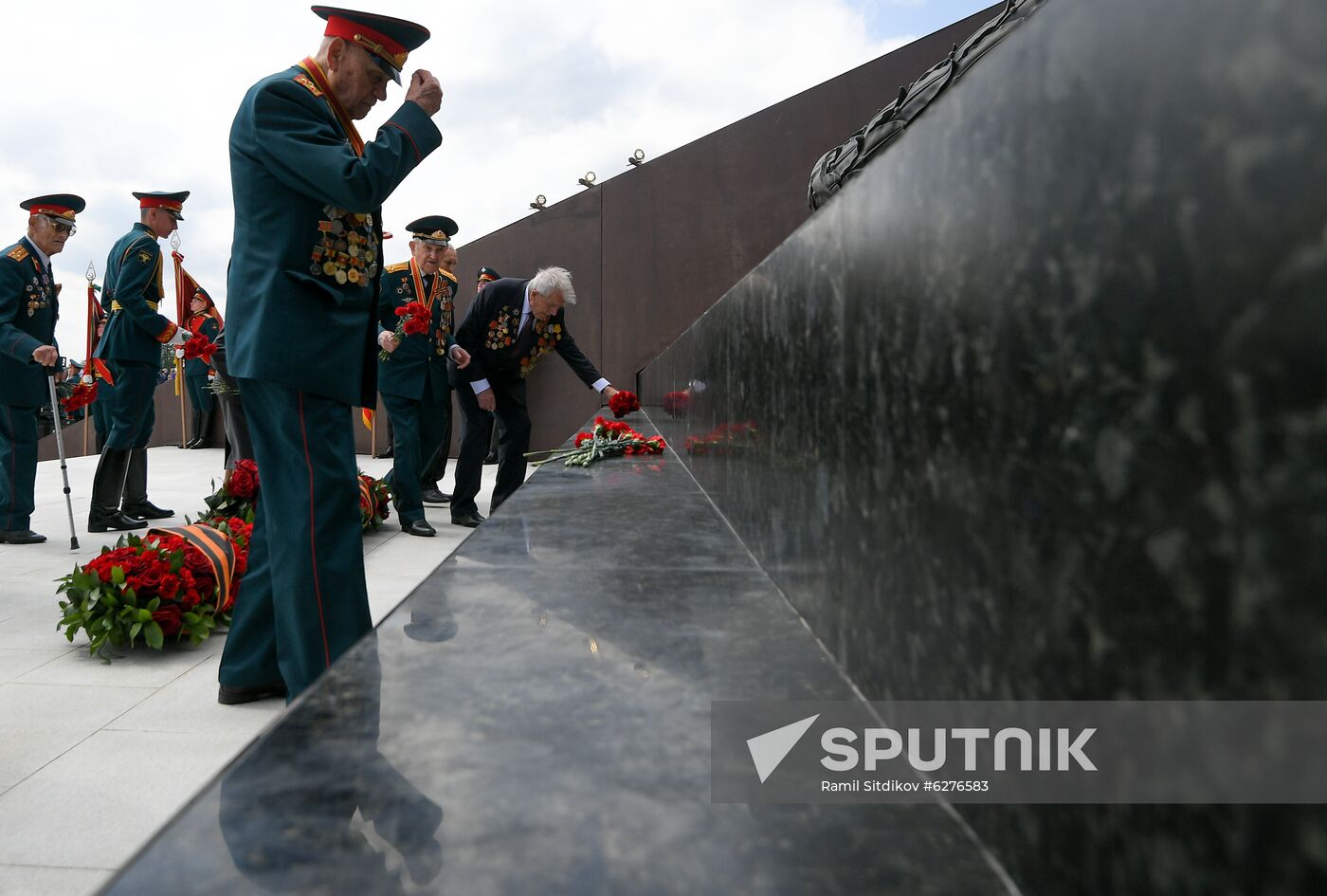 President of Russia Vladimir Putin and President of Belarus Alexander Lukashenko unveil Rzhev Memorial to Soviet Soldiers