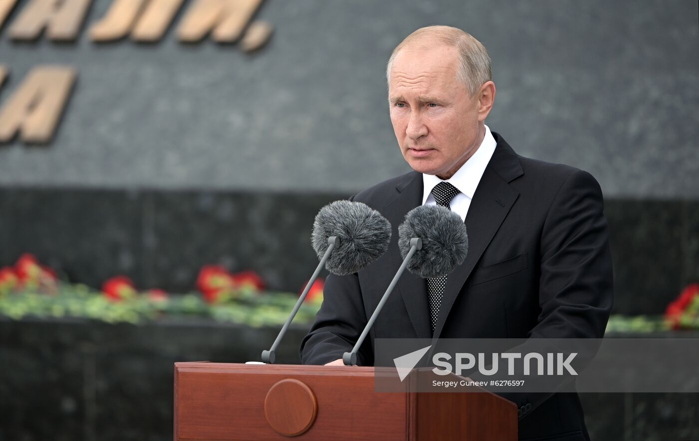 President of Russia Vladimir Putin and President of Belarus Alexander Lukashenko unveil Rzhev Memorial to Soviet Soldiers