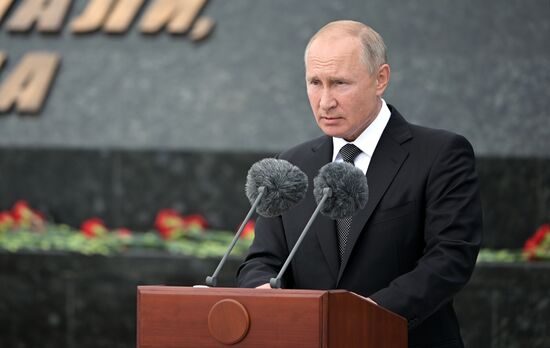 President of Russia Vladimir Putin and President of Belarus Alexander Lukashenko unveil Rzhev Memorial to Soviet Soldiers