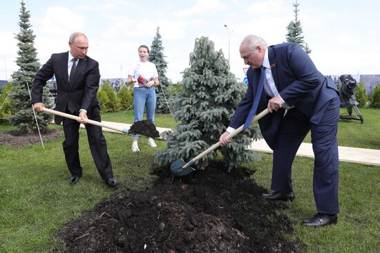 Russia Putin Rzhev Memorial
