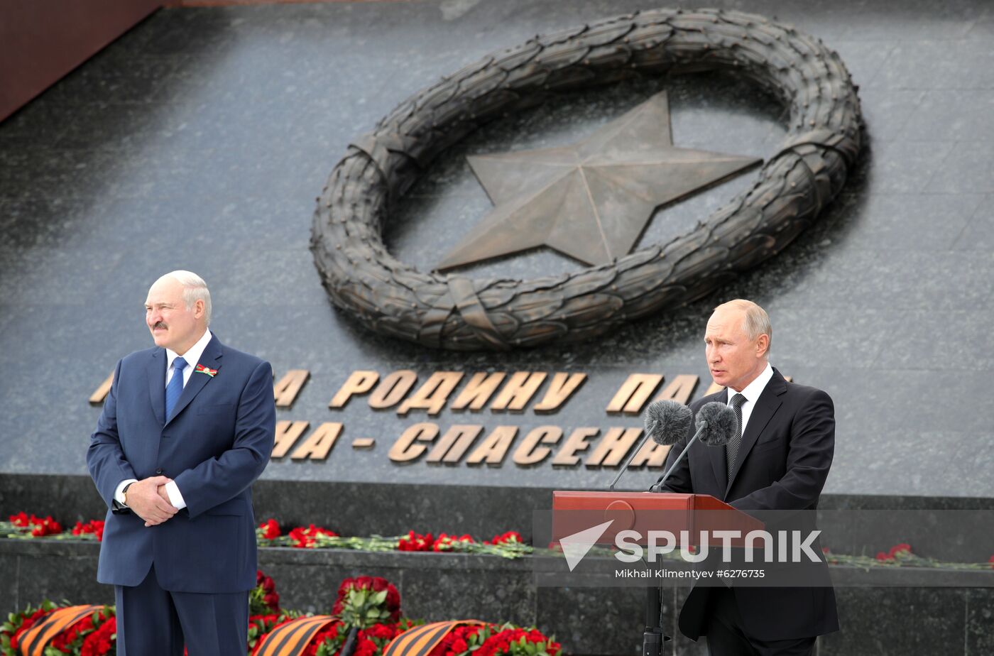 President of Russia Vladimir Putin and President of Belarus Alexander Lukashenko unveil Rzhev Memorial to Soviet Soldiers