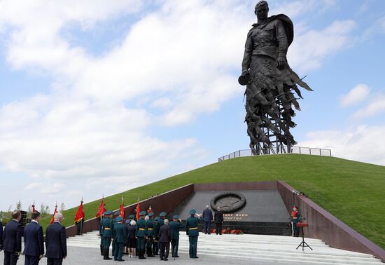 President of Russia Vladimir Putin and President of Belarus Alexander Lukashenko unveil Rzhev Memorial to Soviet Soldiers