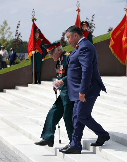 President of Russia Vladimir Putin and President of Belarus Alexander Lukashenko unveil Rzhev Memorial to Soviet Soldiers