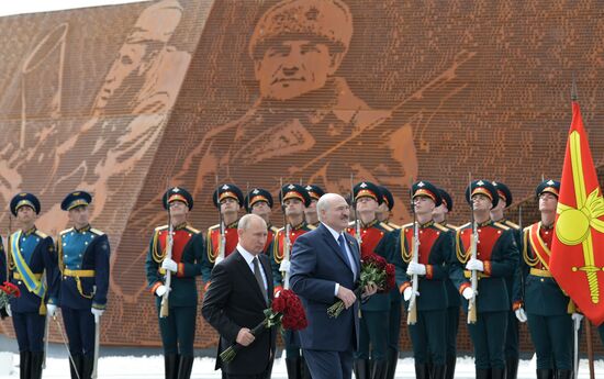 President of Russia Vladimir Putin and President of Belarus Alexander Lukashenko unveil Rzhev Memorial to Soviet Soldiers