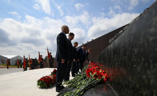 President of Russia Vladimir Putin and President of Belarus Alexander Lukashenko unveil Rzhev Memorial to Soviet Soldiers