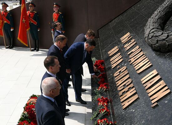 President of Russia Vladimir Putin and President of Belarus Alexander Lukashenko unveil Rzhev Memorial to Soviet Soldiers