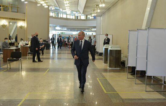 Russia Putin Constitutional Reform Voting