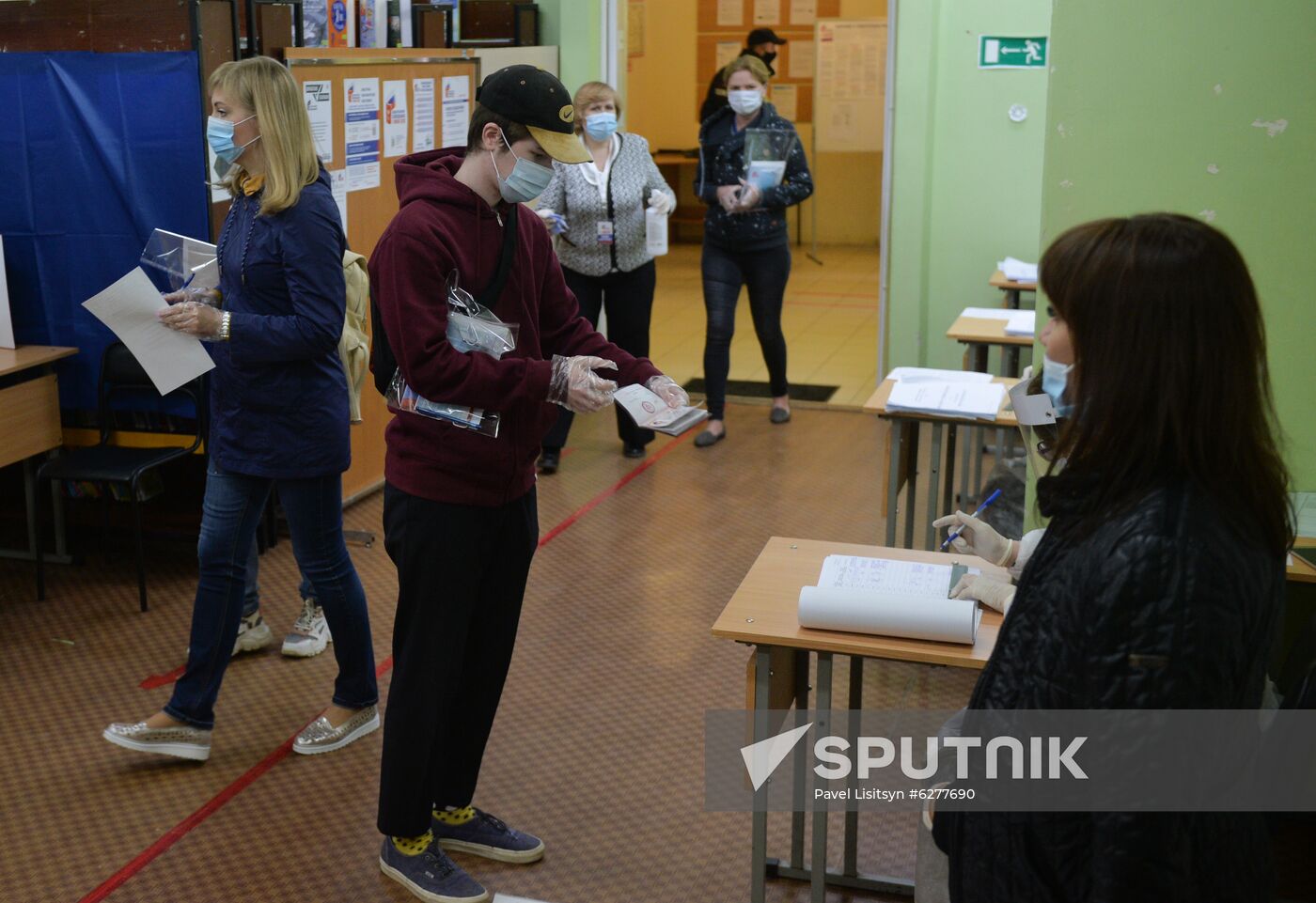 Russia Constitutional Reform Voting