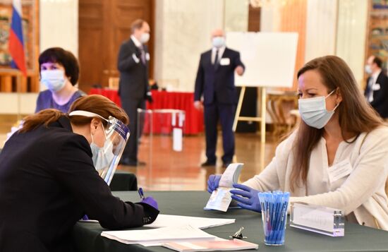 Worldwide Russian Constitutional Reform Voting