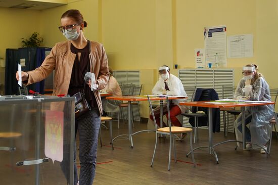 Russia Constitutional Reform Voting