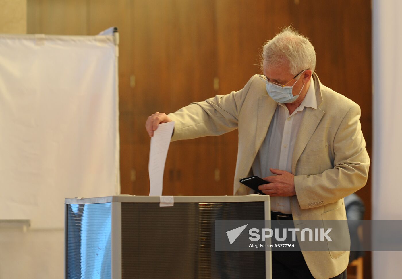 Worldwide Russian Constitutional Reform Voting