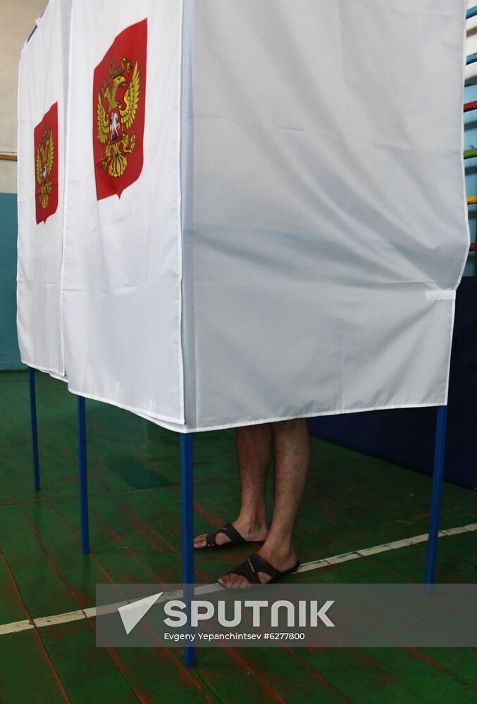 Russia Constitutional Reform Voting