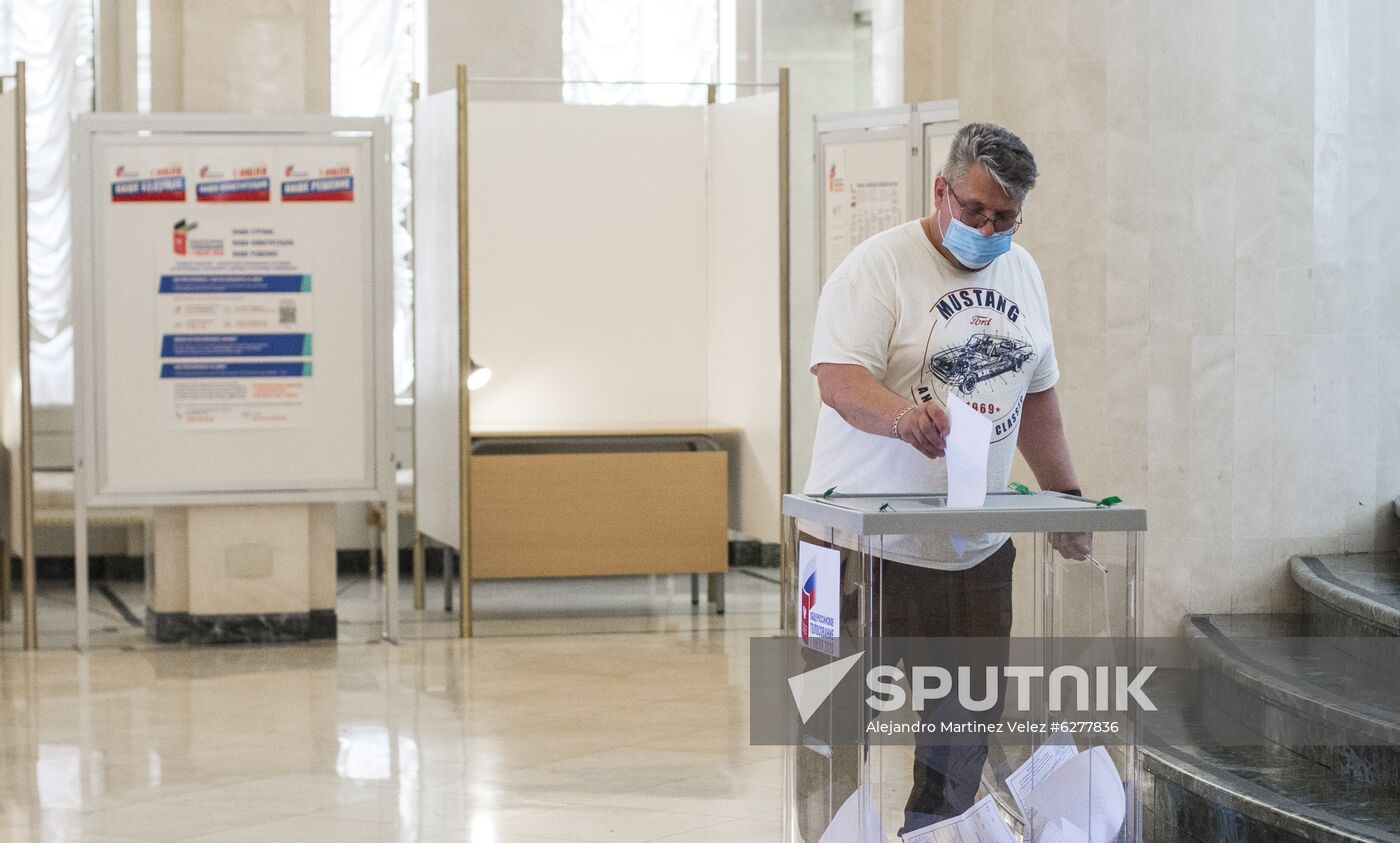 Worldwide Russian Constitutional Reform Voting