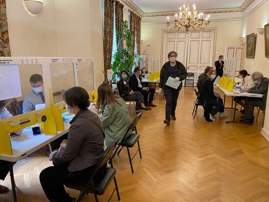 Worldwide Russian Constitutional Reform Voting