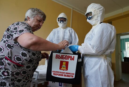 Russia Constitutional Reform Voting