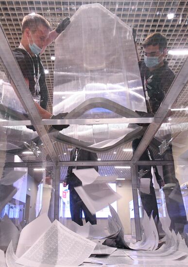 Russia Constitutional Reform Voting