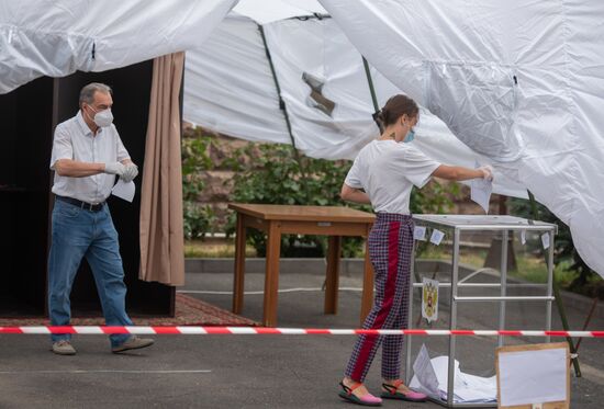 Worldwide Russian Constitutional Reform Voting