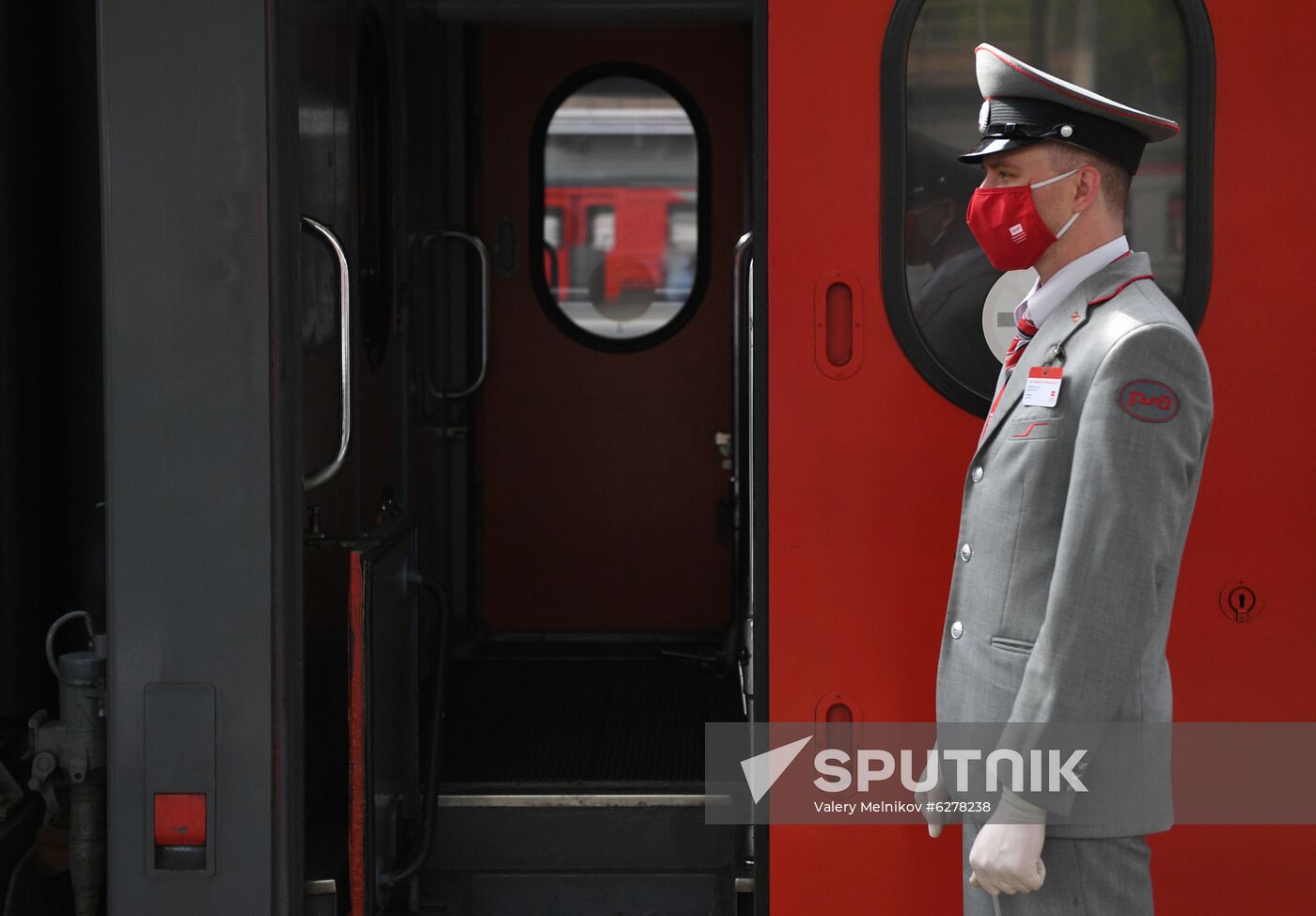 Russia Coronavirus Lockdown Ease