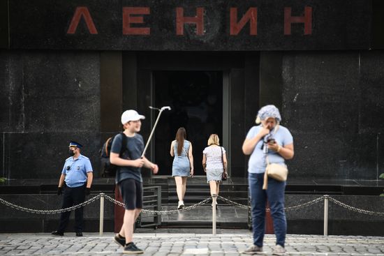 Russia Coronavirus Lockdown Ease